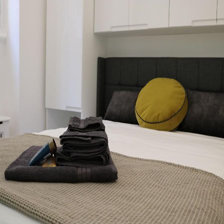 Phaedrus Living: City Center Luxury Flat Clarewood Londra Exterior foto