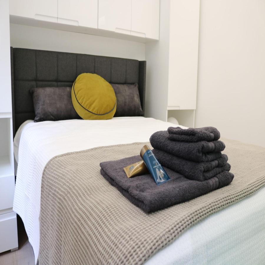 Phaedrus Living: City Center Luxury Flat Clarewood Londra Exterior foto
