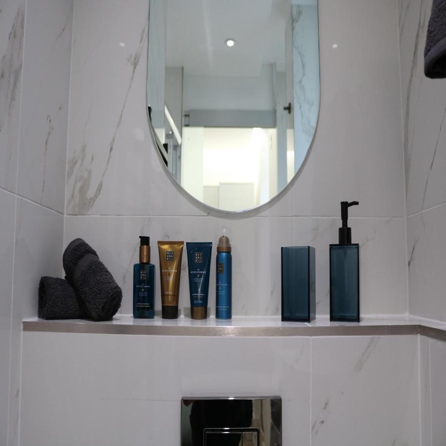Phaedrus Living: City Center Luxury Flat Clarewood Londra Exterior foto